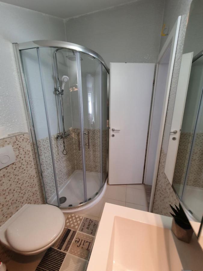 Apartaments Ukic Prvic Sepurine Exterior photo